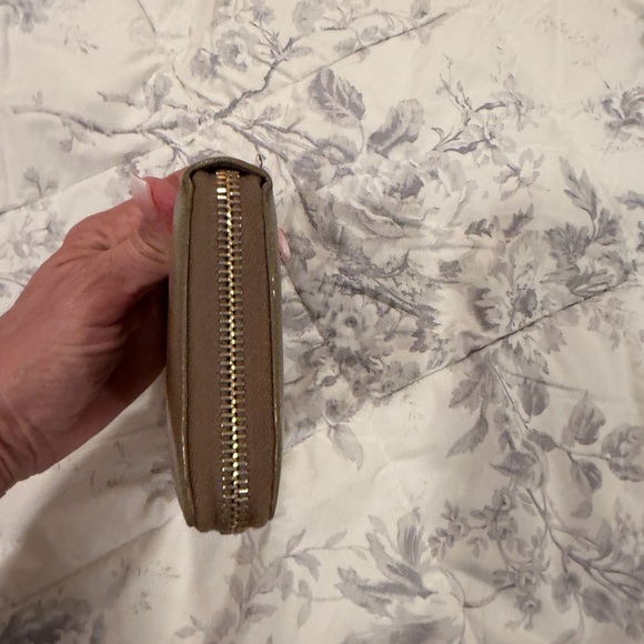 Yves Saint Laurent Khaki Leather Wallet - Picture 4 of 10